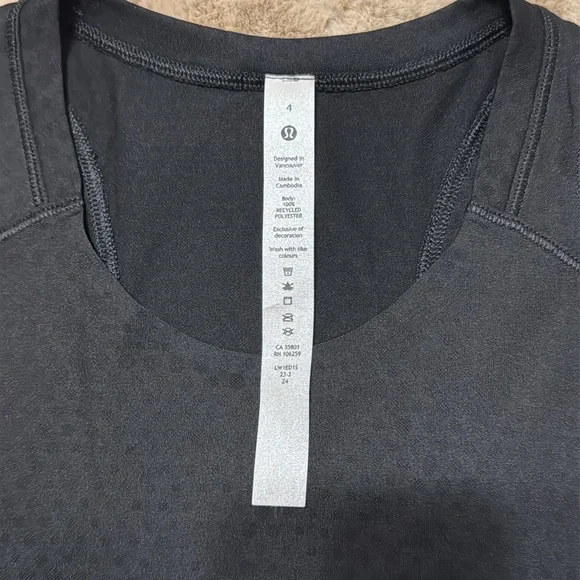 Fast and Free Race Length Tank - Picture 7 of 9